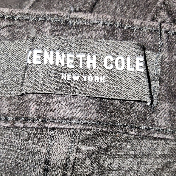 Kenneth Cole Men's Black Skinny Jeans - Picture 6 of 7